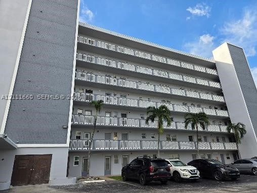 500 NE 12th Ave 108