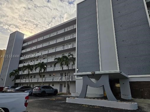 500 NE 12th Ave 108