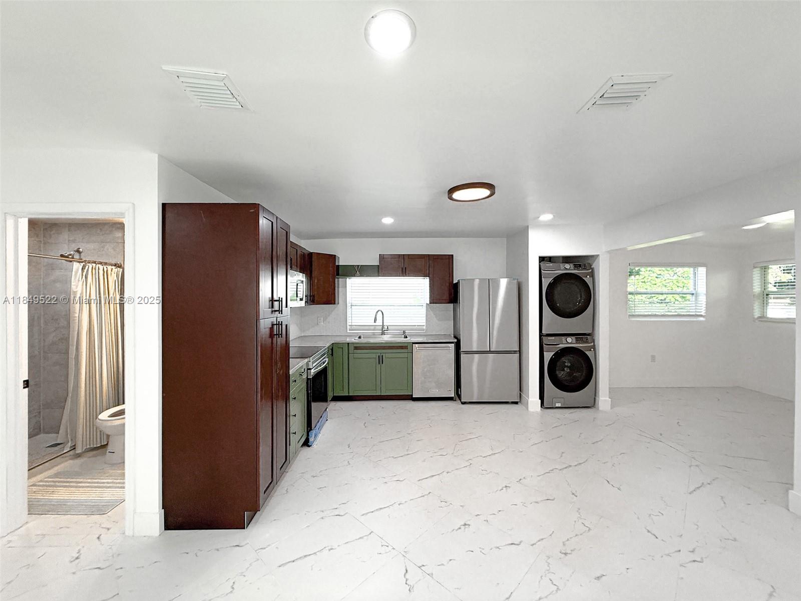 Recently updated 4 bedroom 2 bathroom home centrally located with excellent access to all major highways. Spacious split floor plan layout, tons of natural light and a private back yard. Lovely neighborhood. Schedule a private tour today! Call or text the listing agent for additional details.