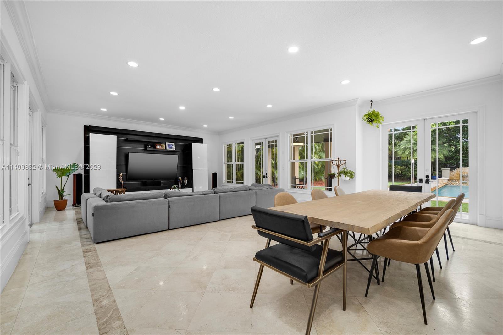 BISCAYNE PARK TERR - Residential