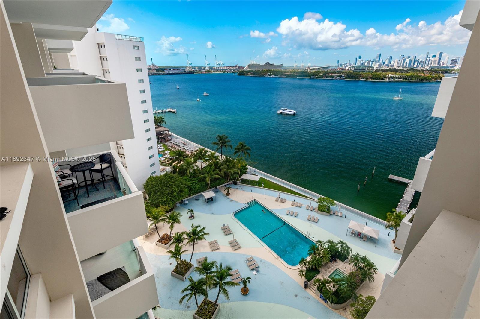 MIRADOR 1200 CONDO - Residential