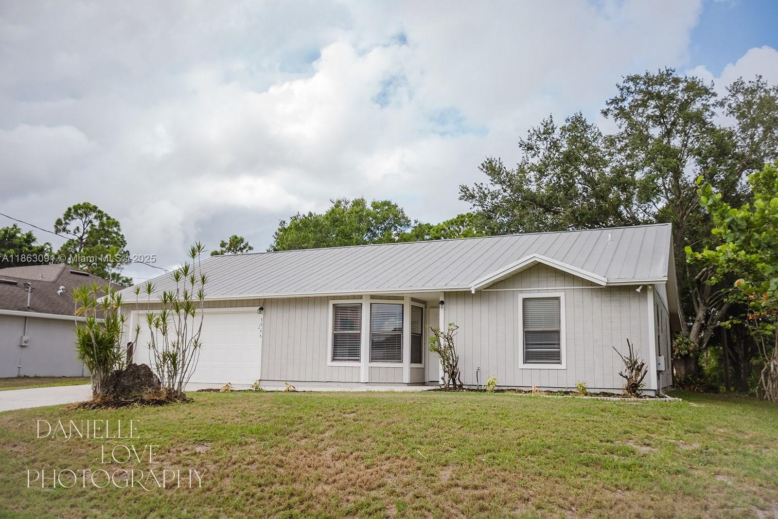 Well-sized 3BR/2BA single-family home offering 1,200 sq ft of living space. Conveniently located in Port Saint Lucie near schools, shopping, and major roadways. A great opportunity for buyers seeking comfort and accessibility in a growing community.