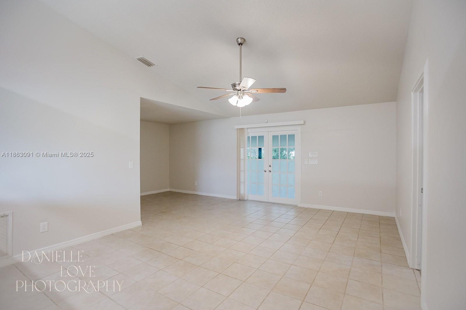 PORT ST LUCIE SECTION 19 - Residential