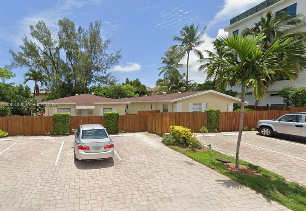Photo of 2016 Miami Rd #B, Fort Lauderdale, FL 33316 (MLS # A12003136)