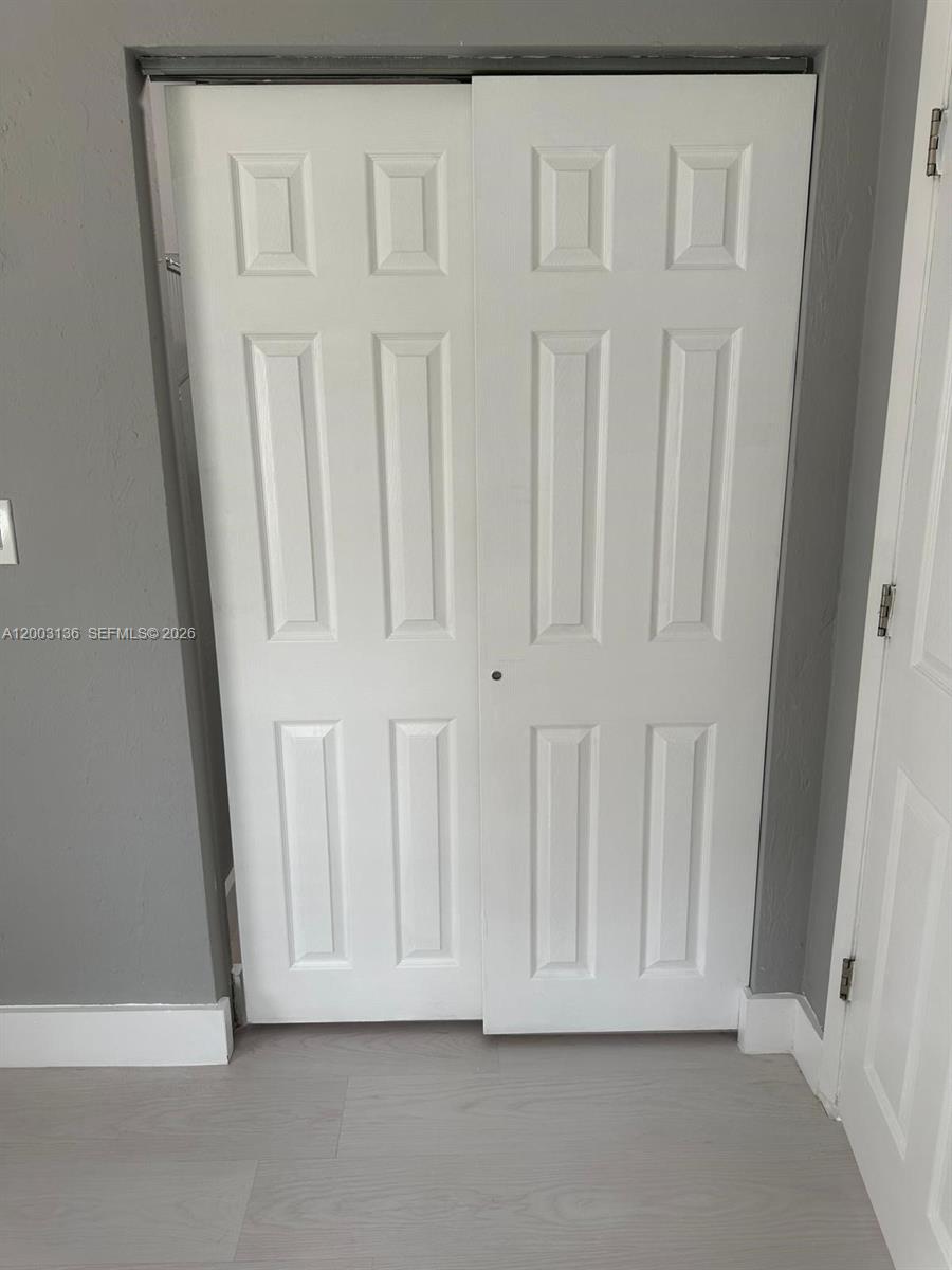 EVERGLADE LAND SALES CO - Residential Lease