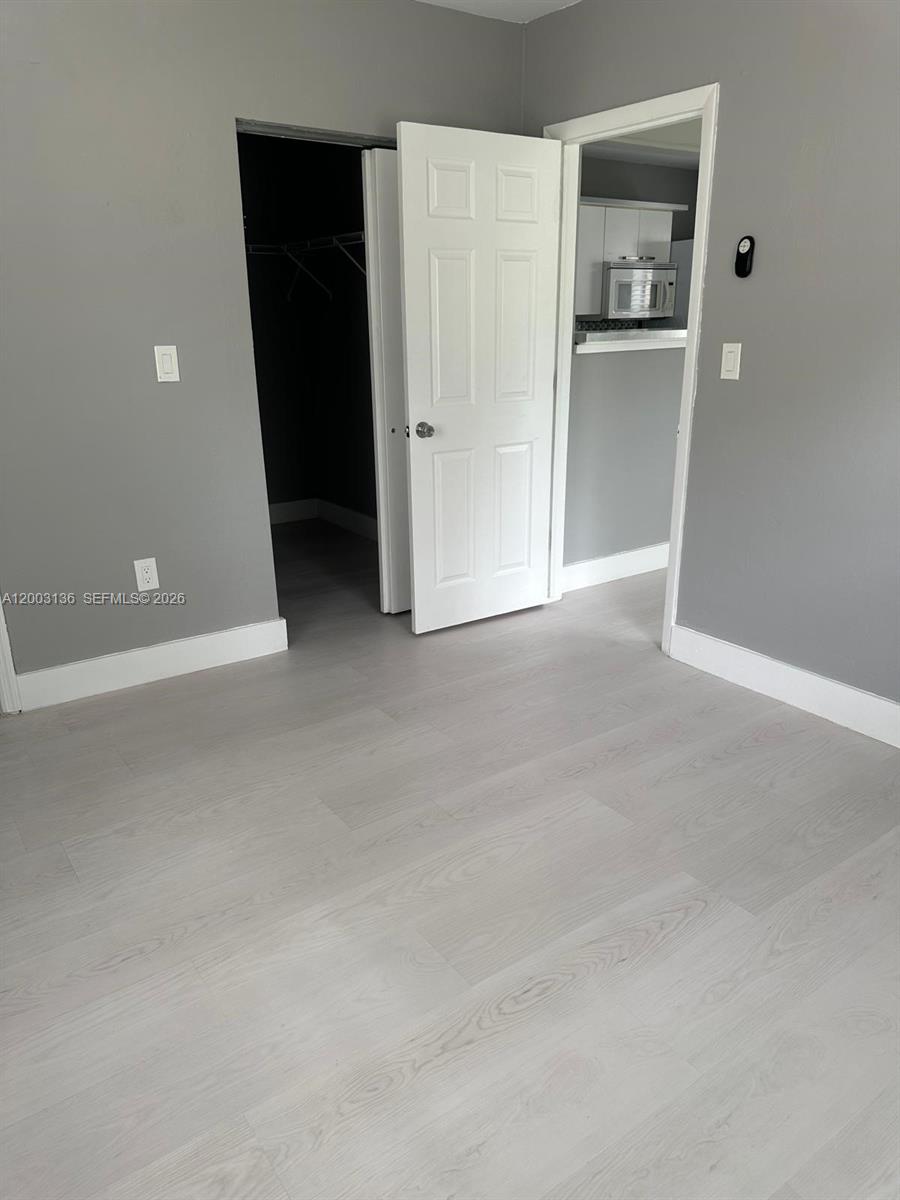 EVERGLADE LAND SALES CO - Residential Lease