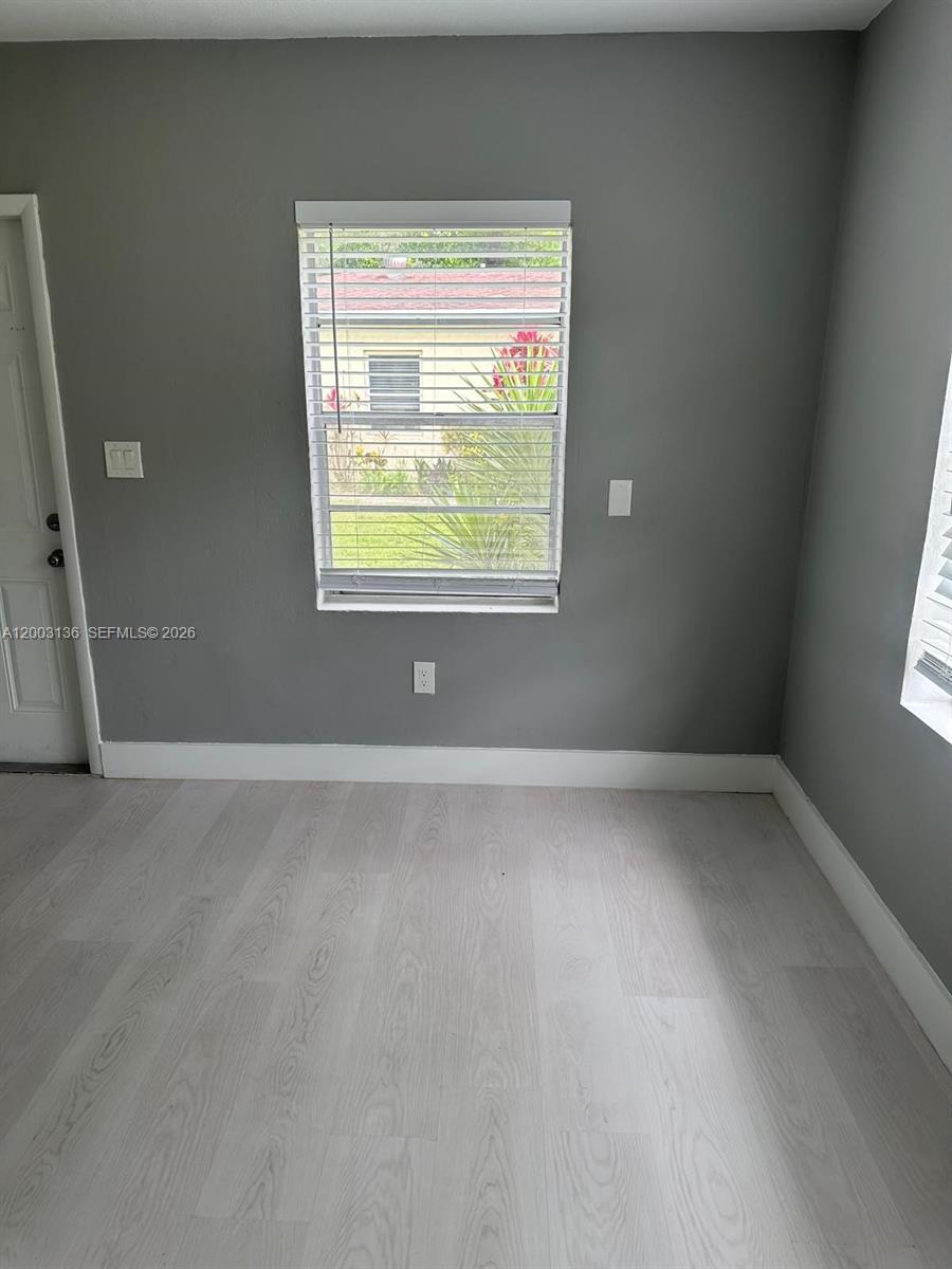 EVERGLADE LAND SALES CO - Residential Lease