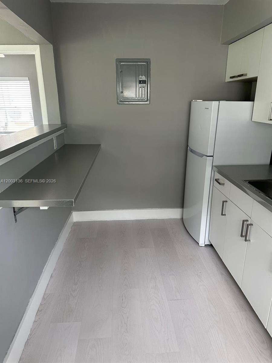 EVERGLADE LAND SALES CO - Residential Lease