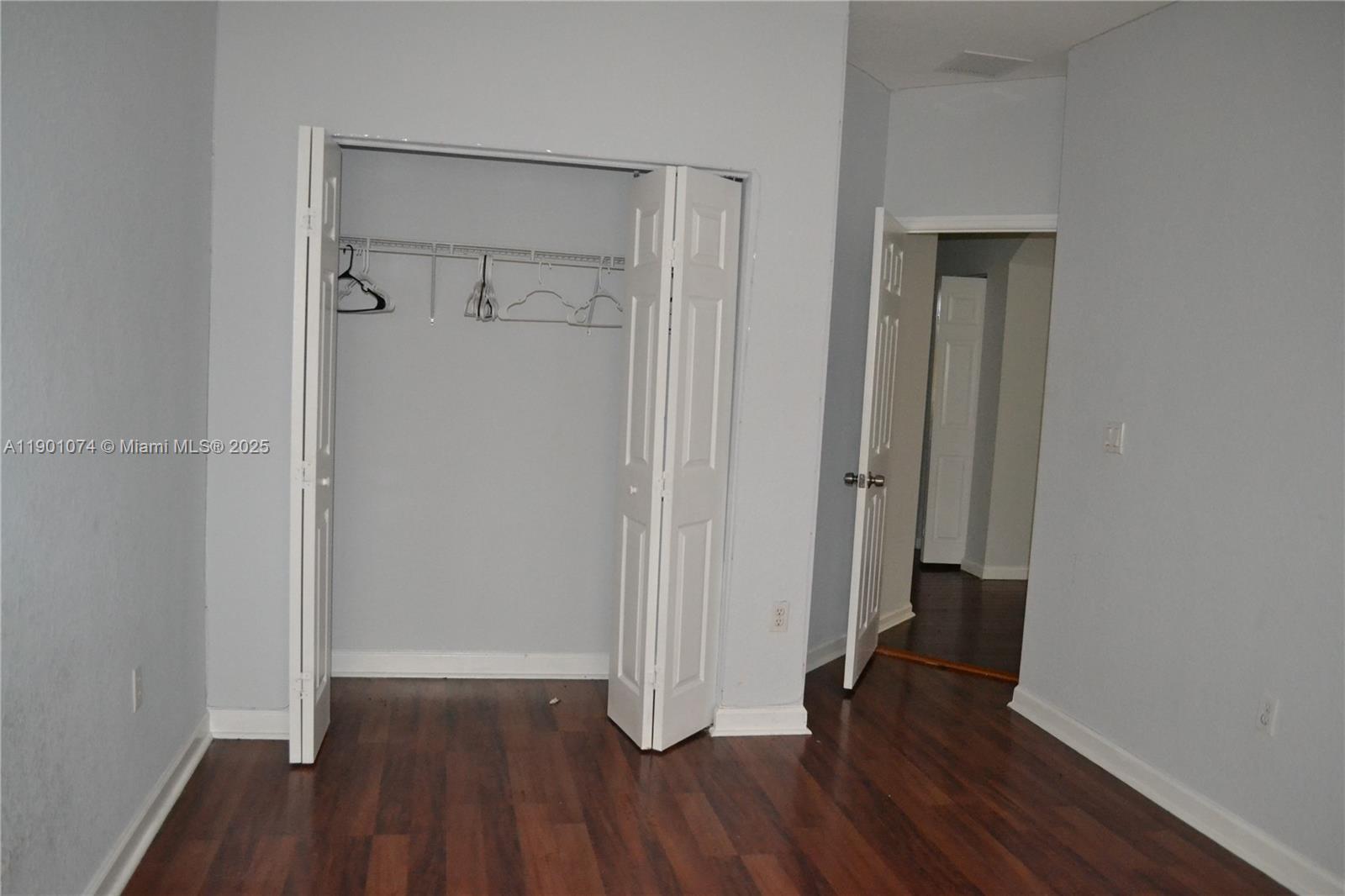 LAKES BY THE BAY DAY - Residential Lease