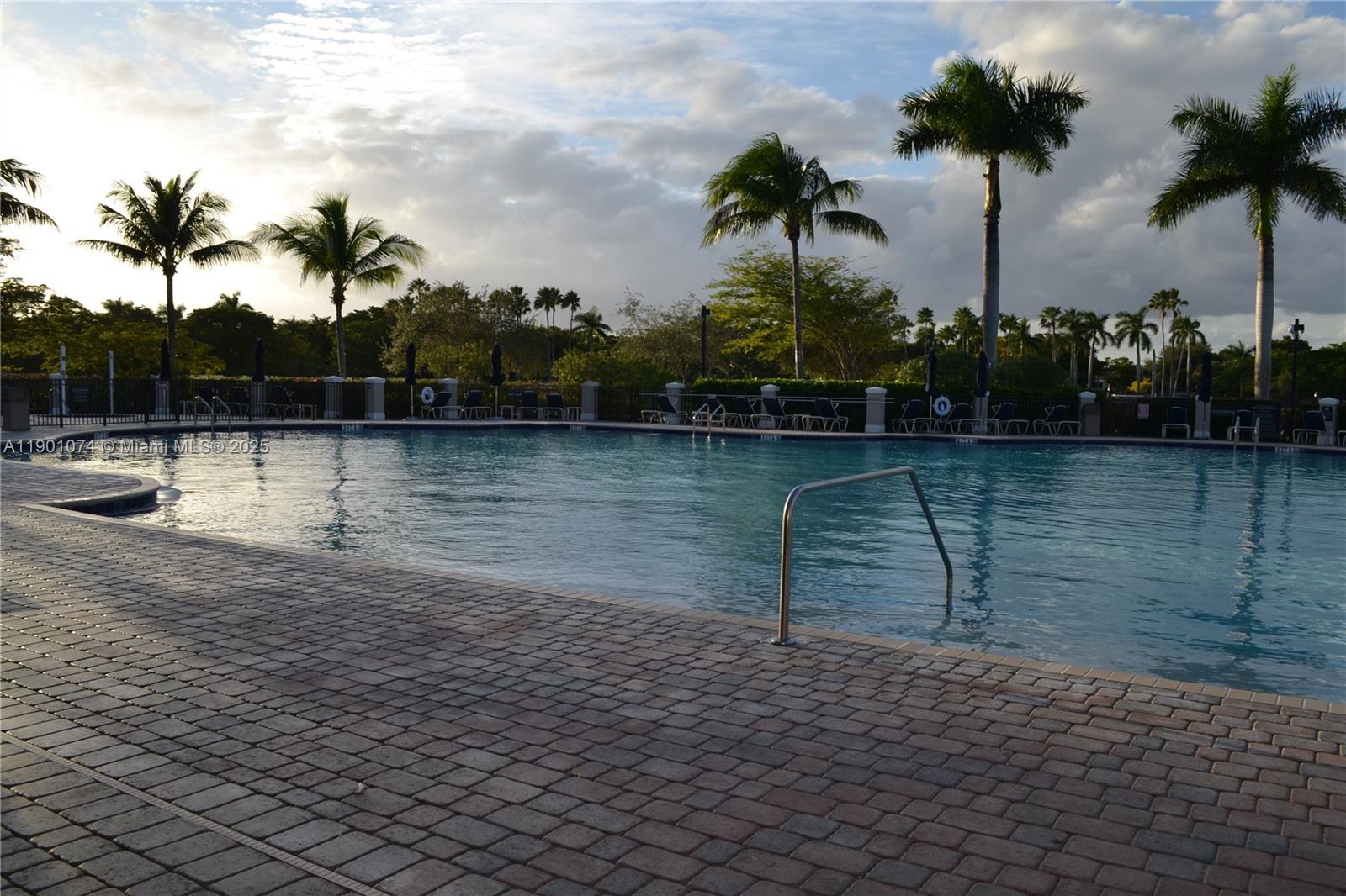 LAKES BY THE BAY DAY - Residential Lease