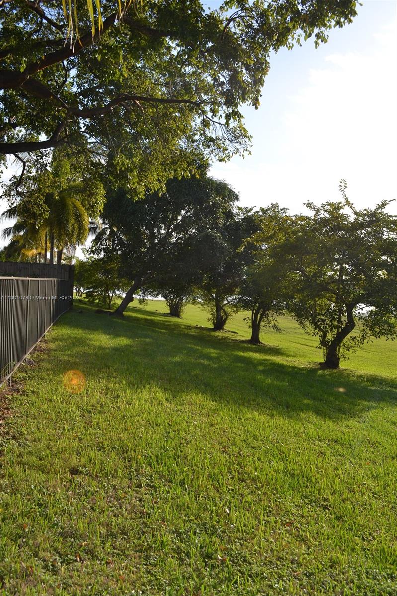 LAKES BY THE BAY DAY - Residential Lease