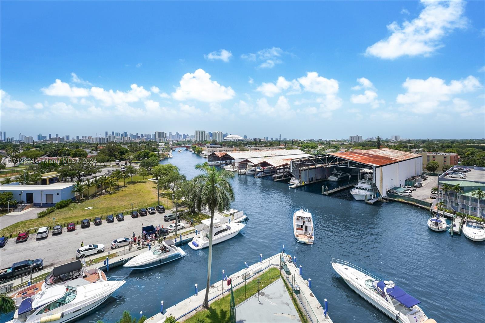 ISLA DEL MAR - Residential