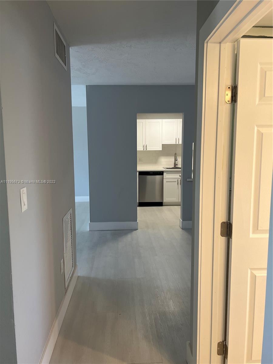 1475 TERRA TOWERS CONDO - Residential Lease