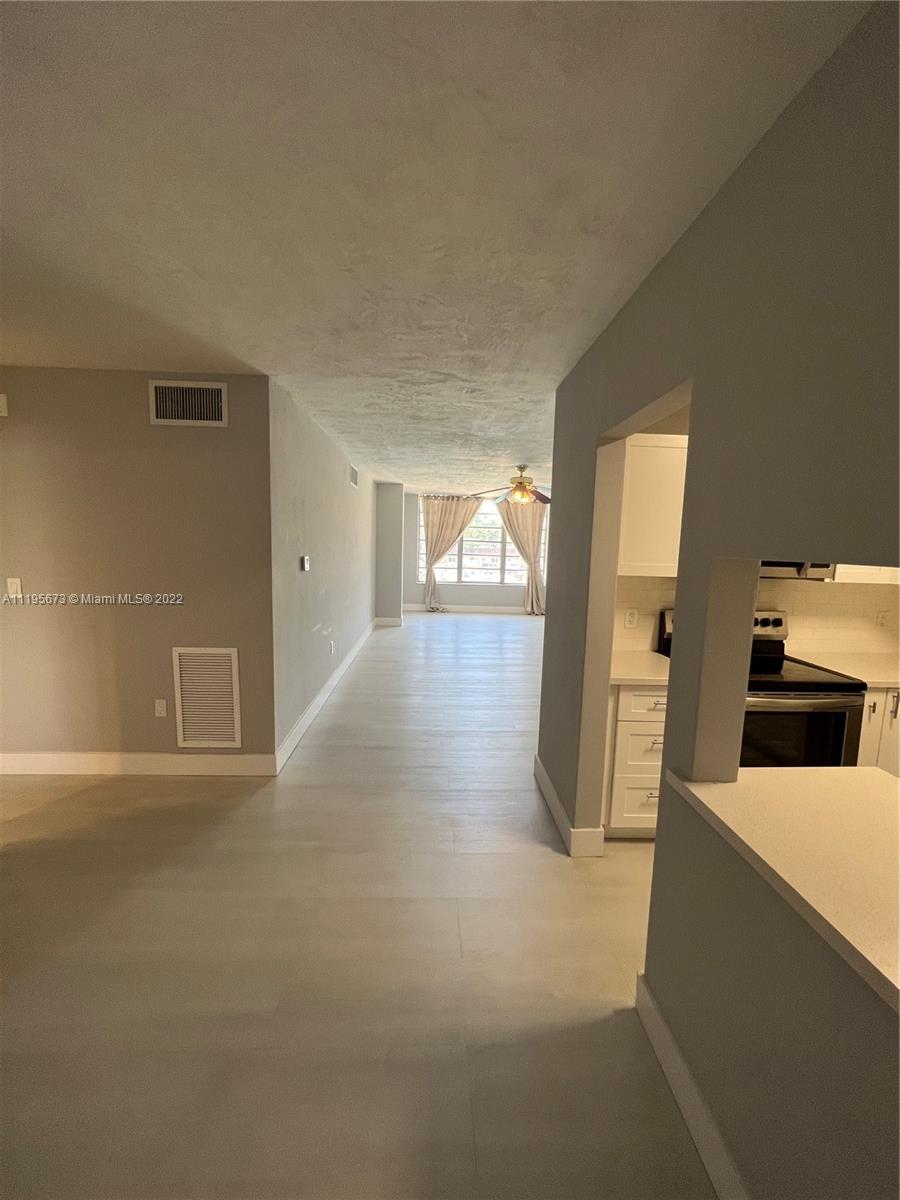 1475 TERRA TOWERS CONDO - Residential Lease