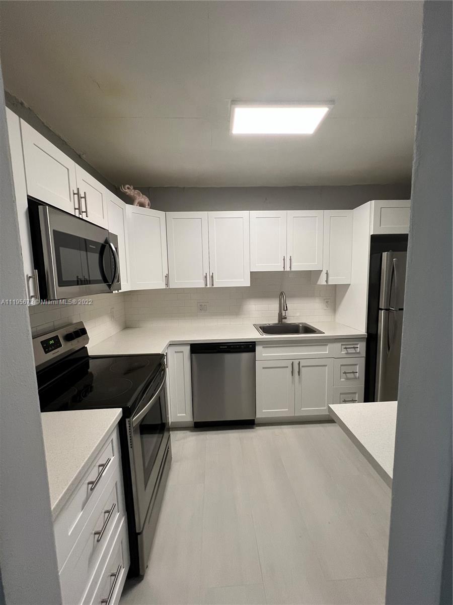 1475 TERRA TOWERS CONDO - Residential Lease