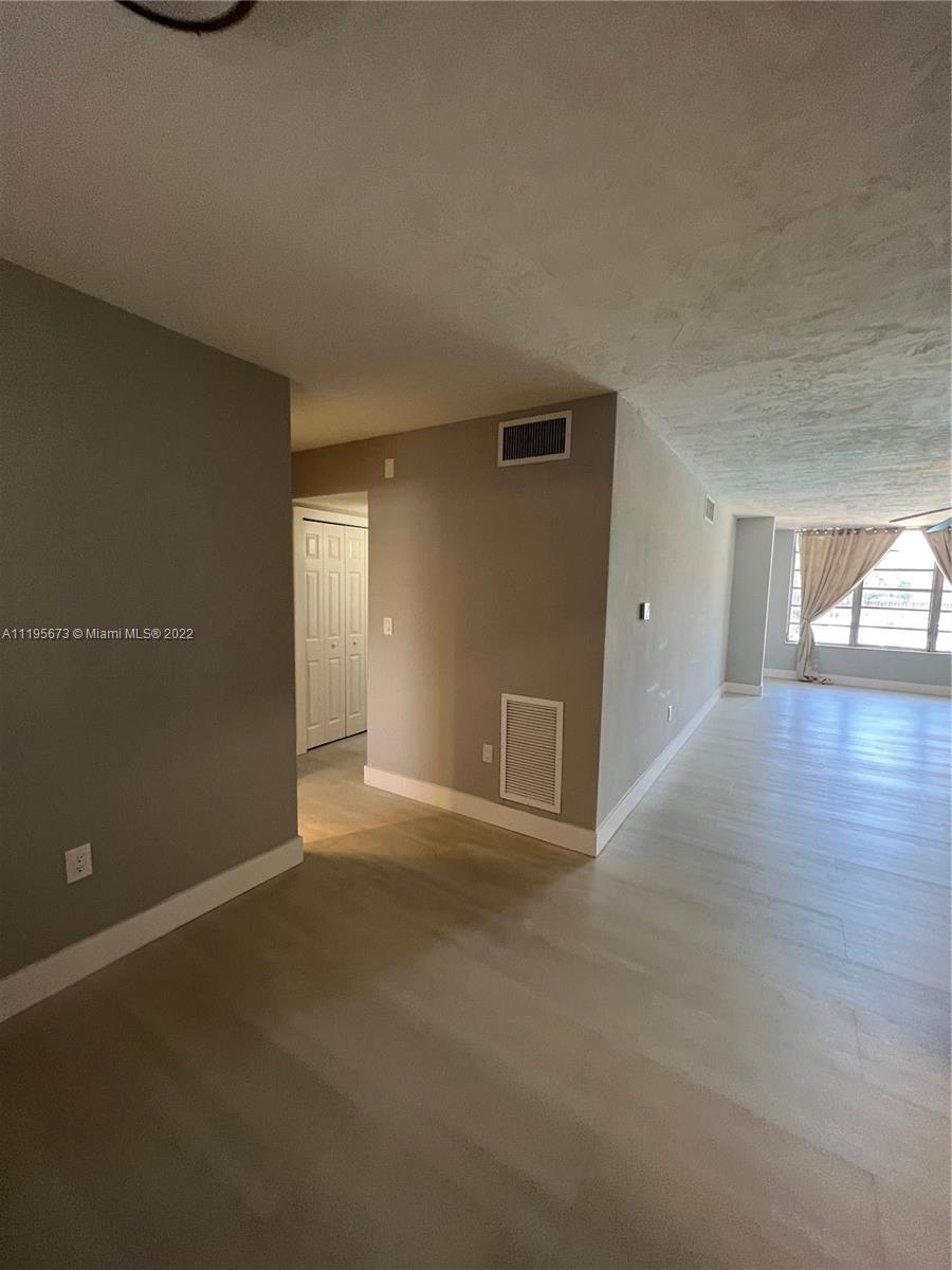 1475 TERRA TOWERS CONDO - Residential Lease