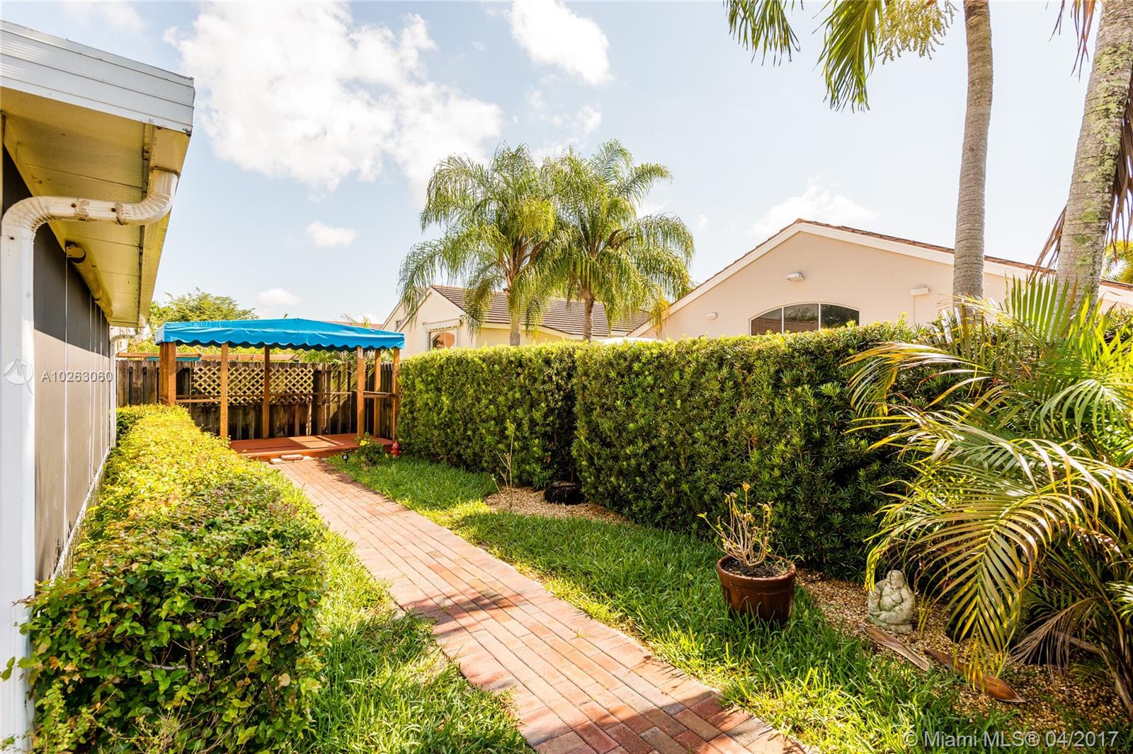 BANYAN OAKRIDGE PLAT - Residential