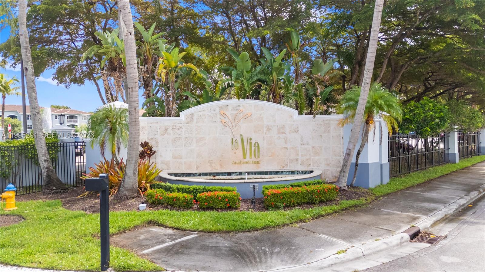 LA VIA CONDO - Residential