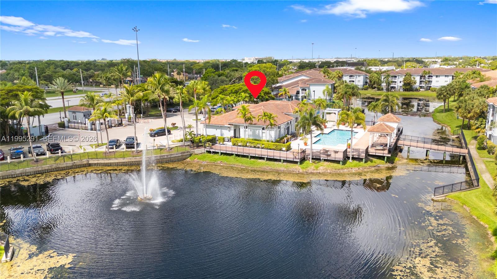 LA VIA CONDO - Residential