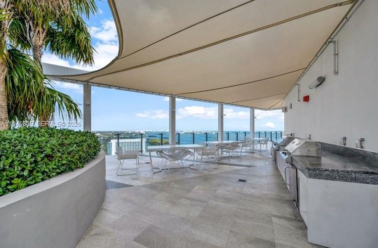 PARAISO BAYVIEWS CONDO - Residential