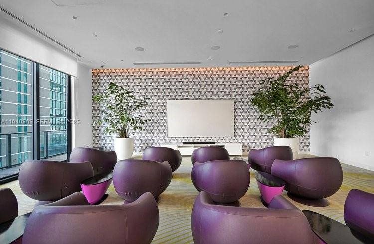 PARAISO BAYVIEWS CONDO - Residential