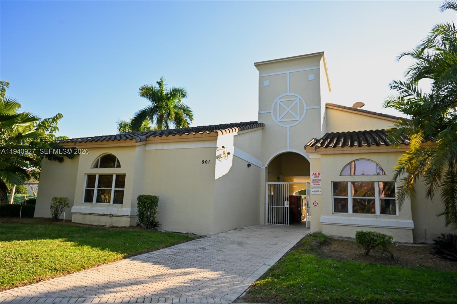 TOWNGATE - Residential