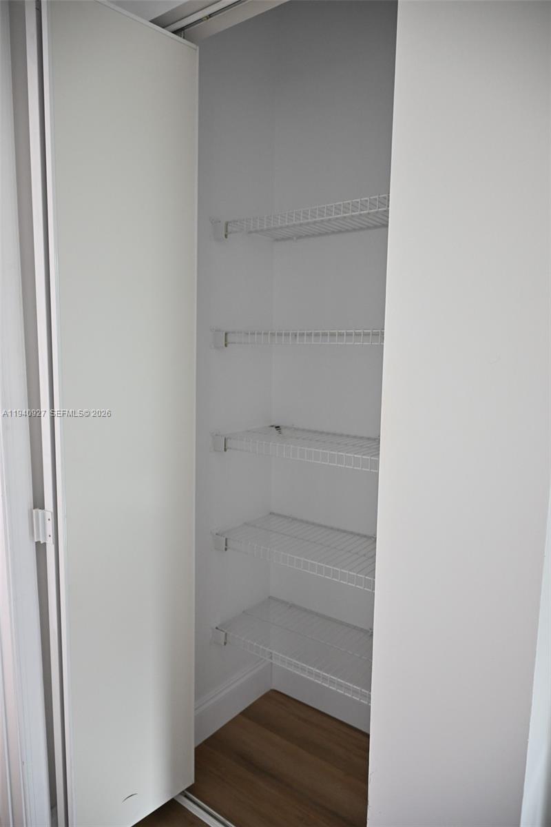 TOWNGATE - Residential