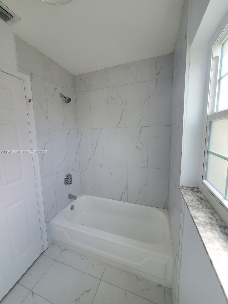 TOWNGATE - Residential