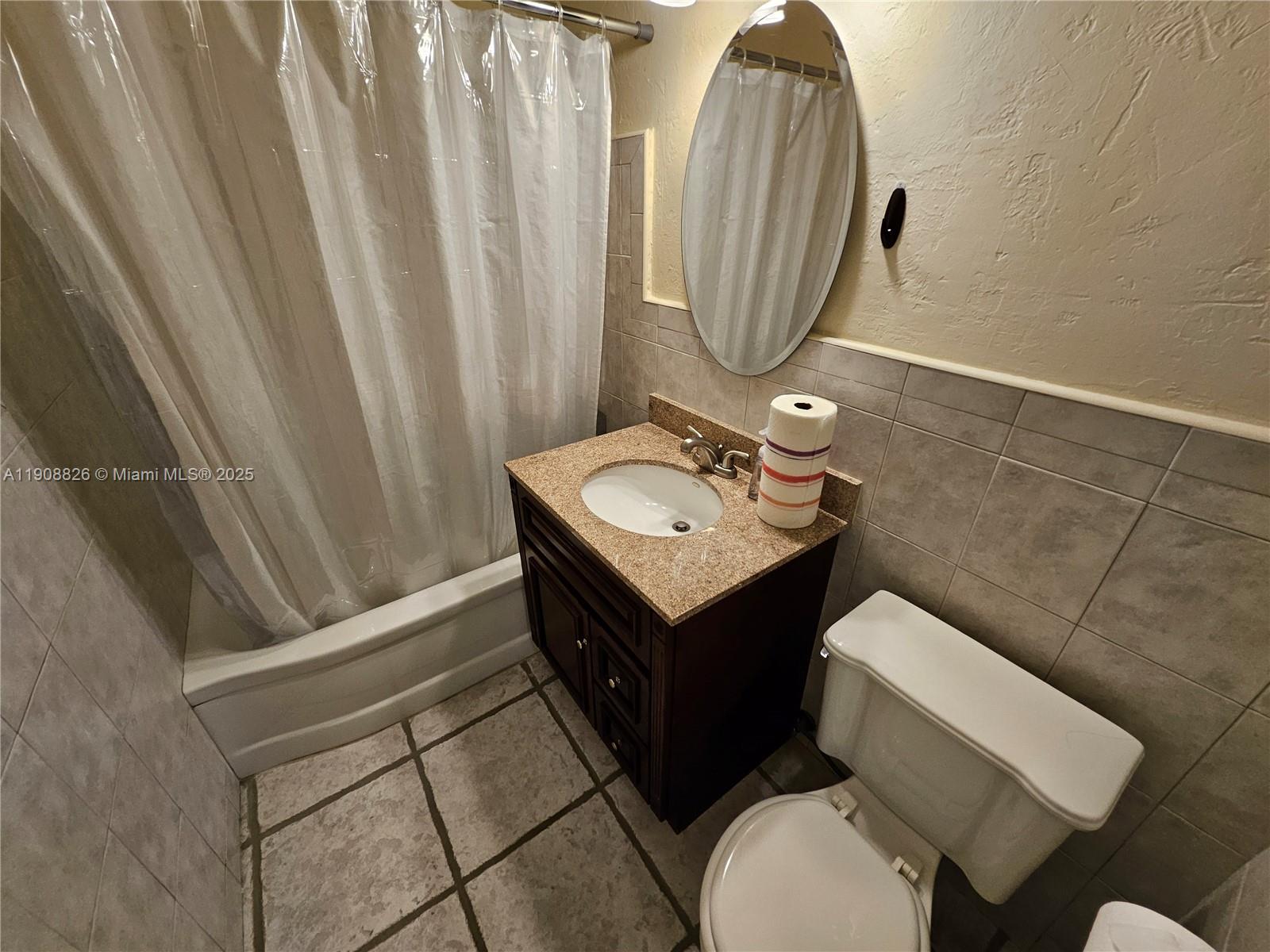 CORAL GARDENS - Residential Lease