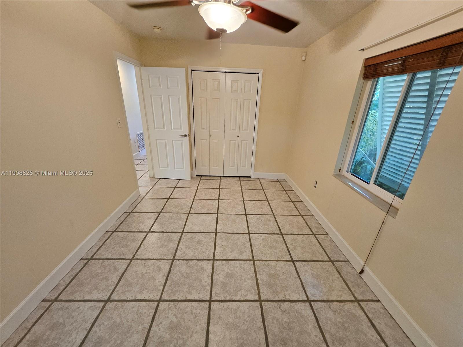 CORAL GARDENS - Residential Lease