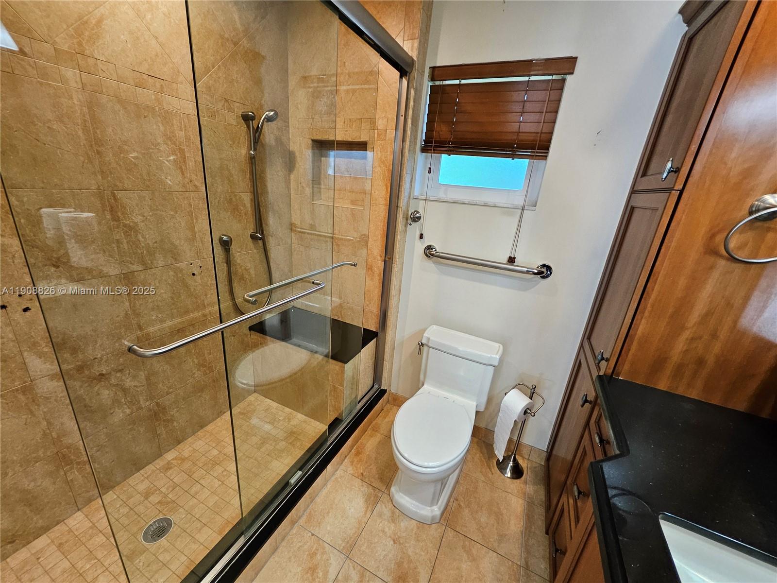 CORAL GARDENS - Residential Lease