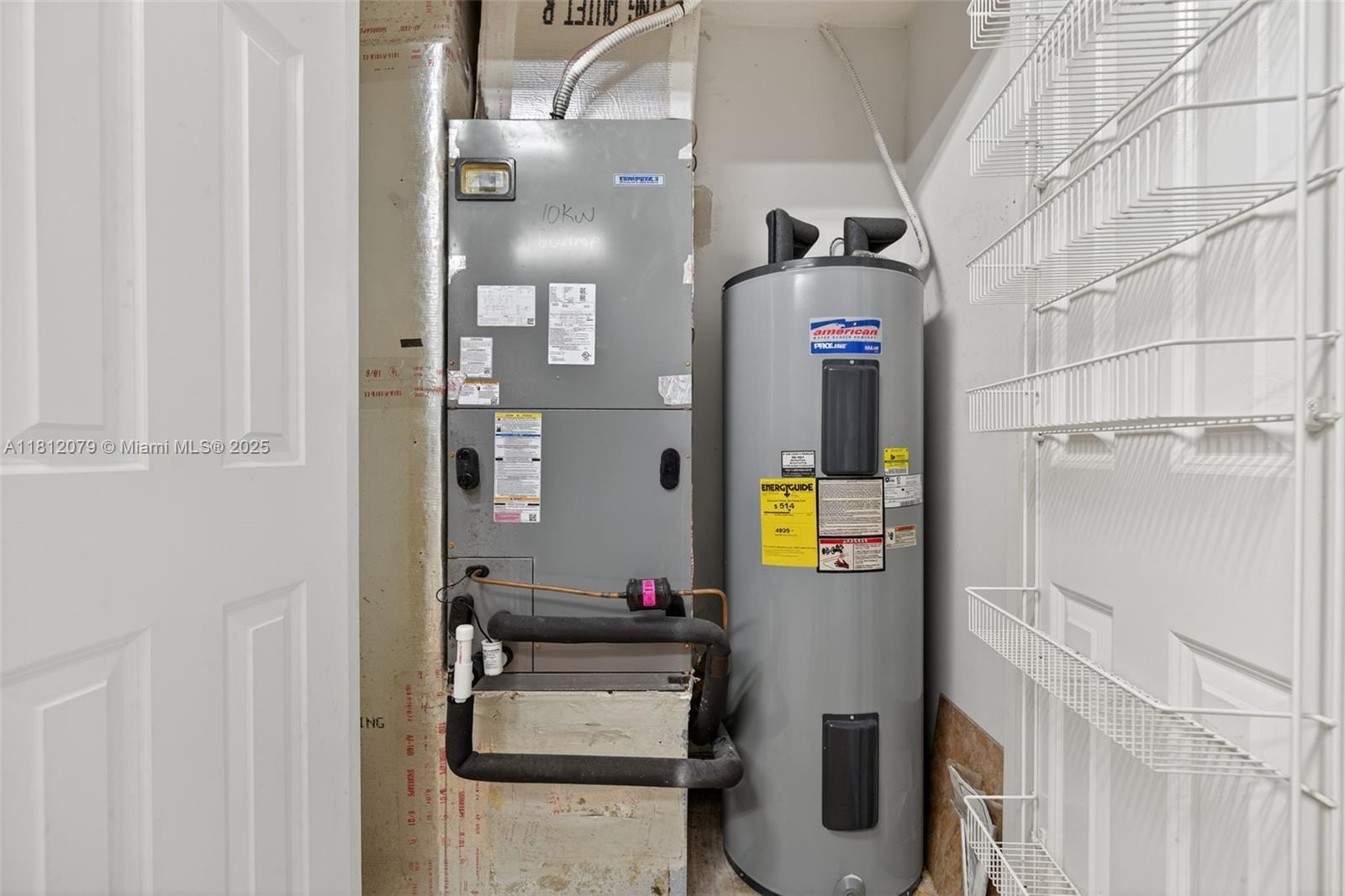 VILLAS AT MANGROVE BAY CO - Residential