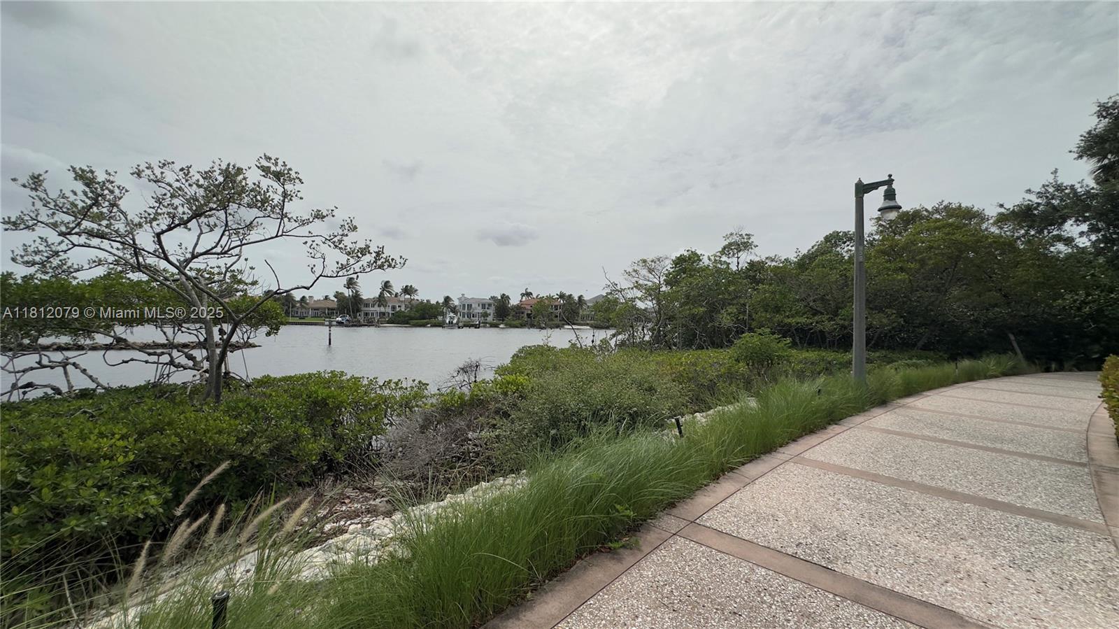 VILLAS AT MANGROVE BAY CO - Residential