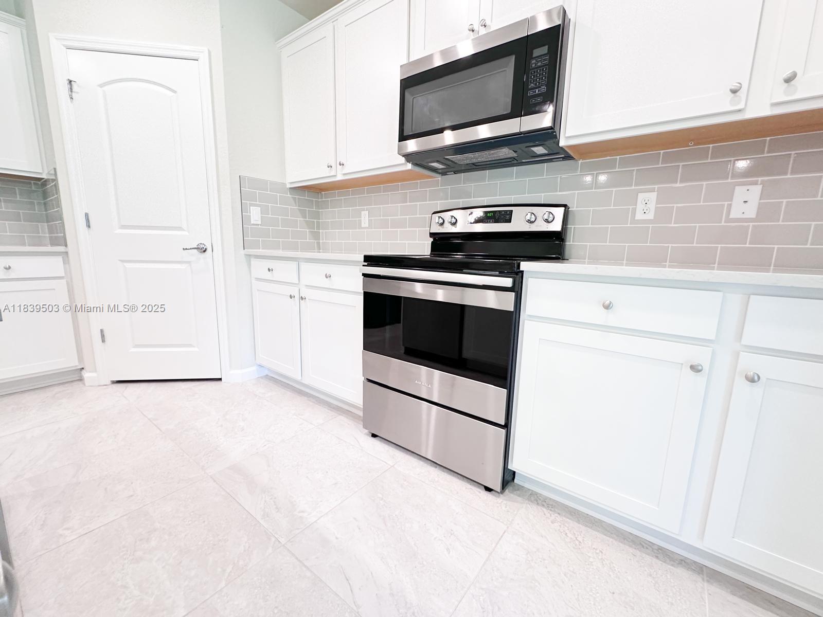 5253 Jasper Sq 5253