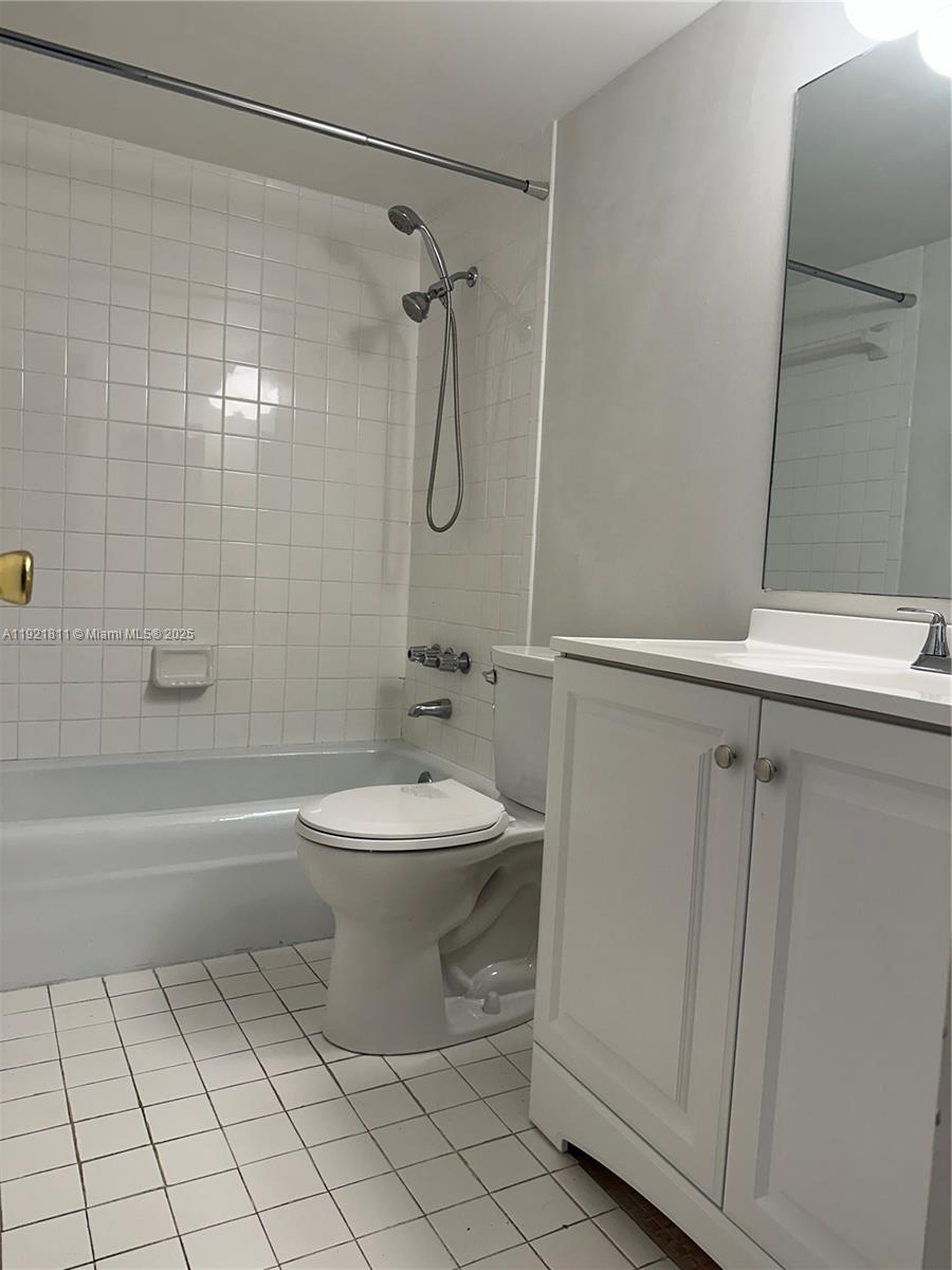 STERLING FIFTY-SIX - Residential Lease