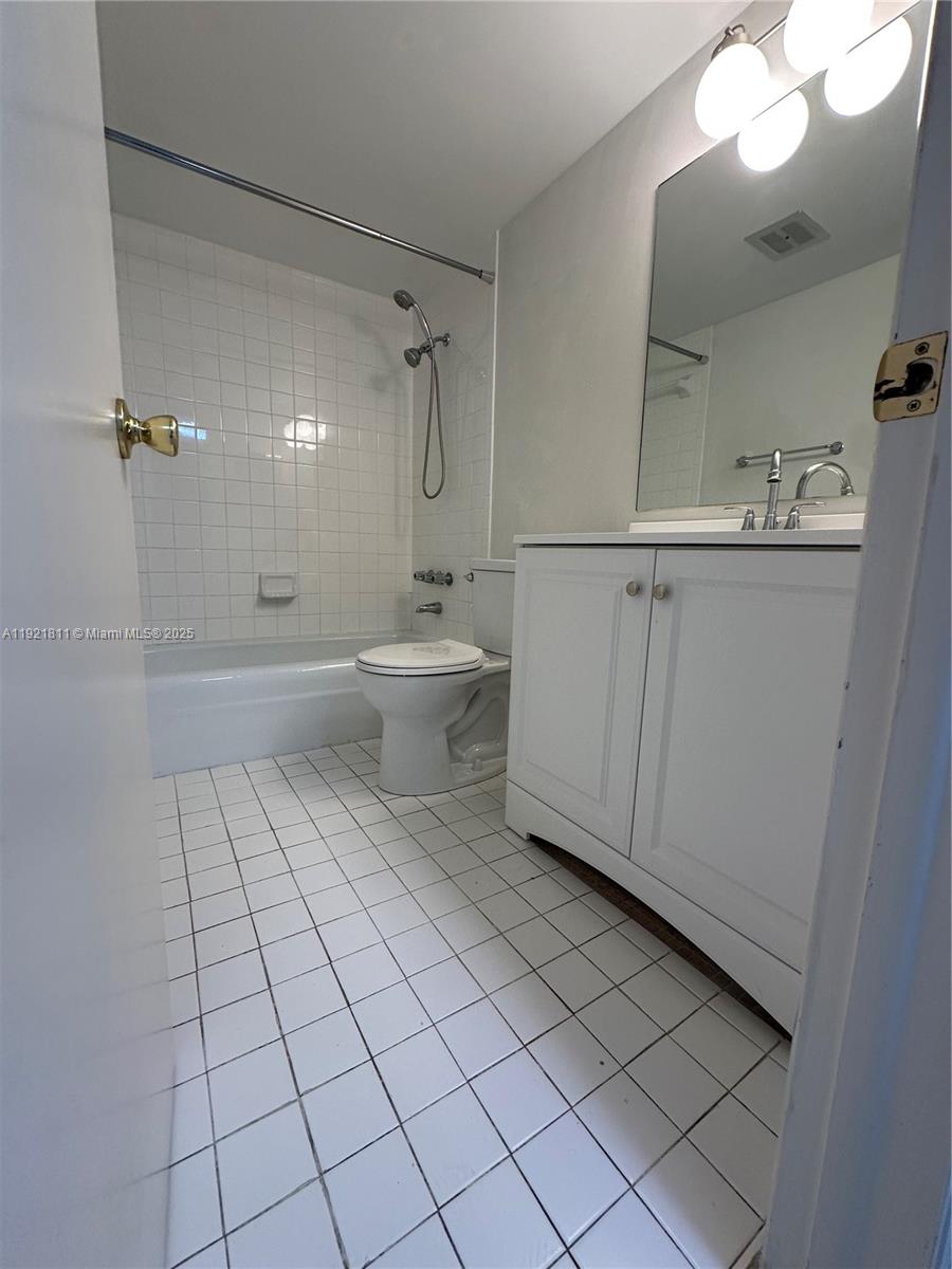 STERLING FIFTY-SIX - Residential Lease