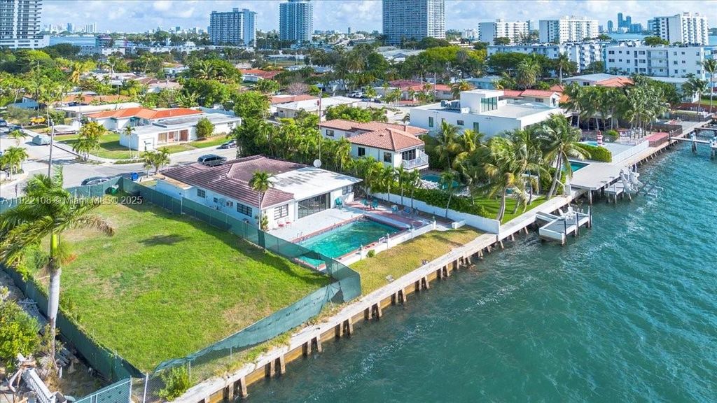 Photo of 1680 S Treasure Dr, North Bay Village, FL 33141 (MLS # A11922108)