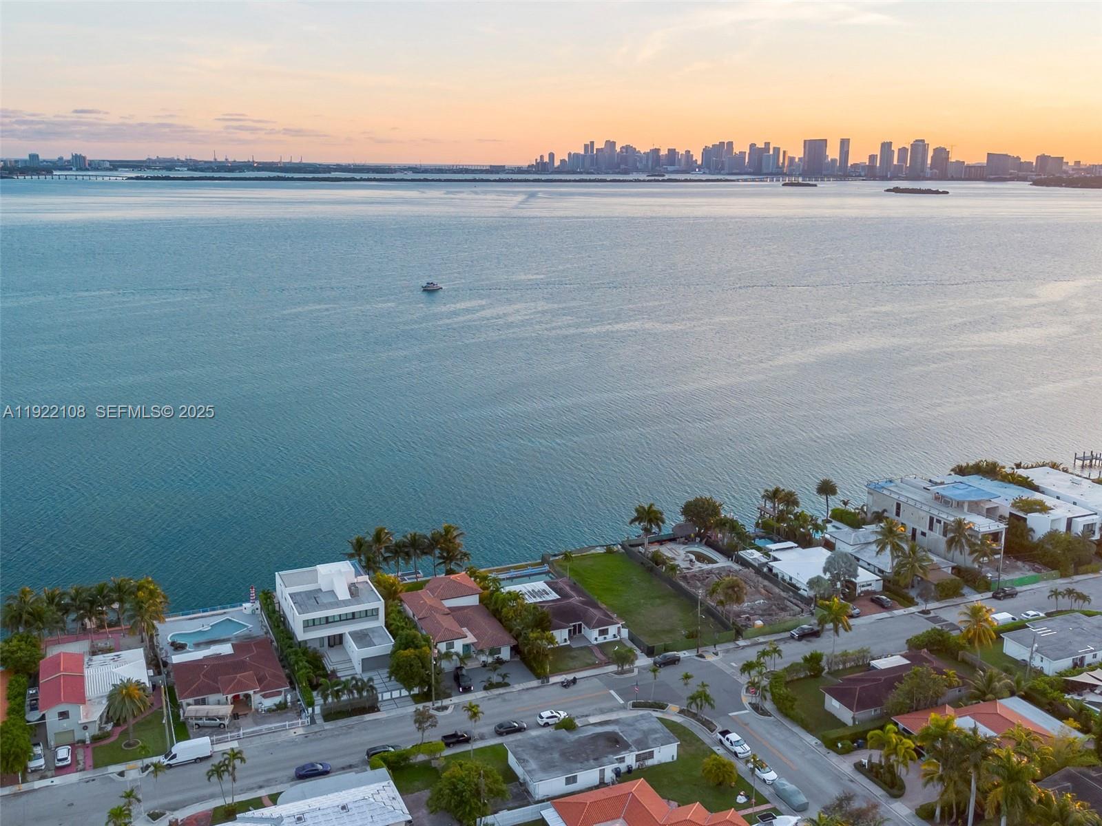 TREASURE ISLAND - Residential