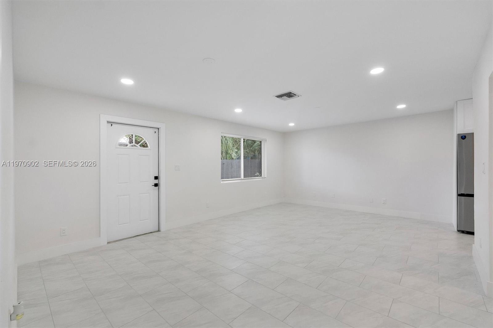 PLAZA ESTATES 3RD SEC - Residential