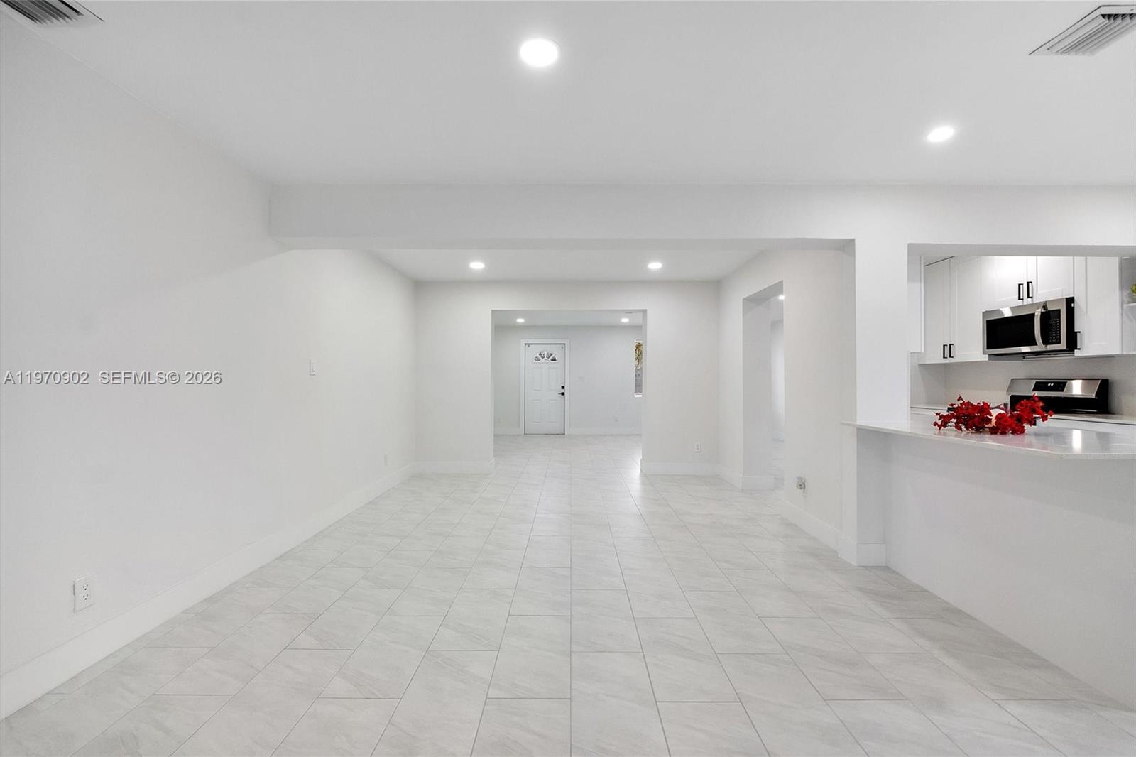 PLAZA ESTATES 3RD SEC - Residential