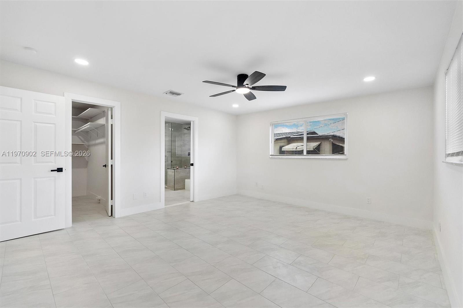 PLAZA ESTATES 3RD SEC - Residential