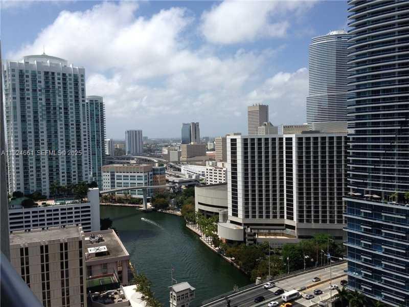 ICON BRICKELL I - Residential Lease