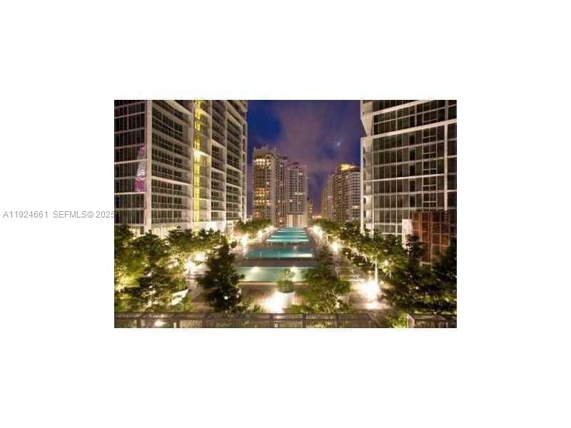 ICON BRICKELL I - Residential Lease