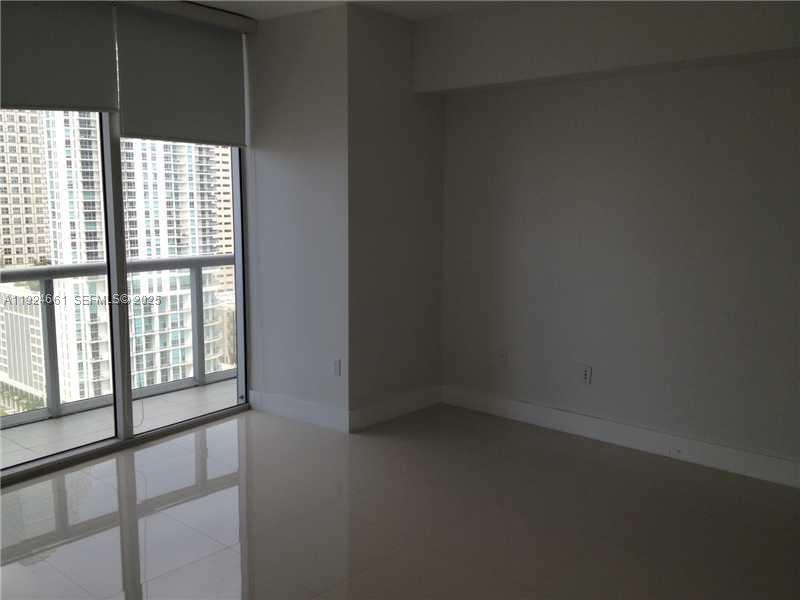 475 Brickell Ave 2415