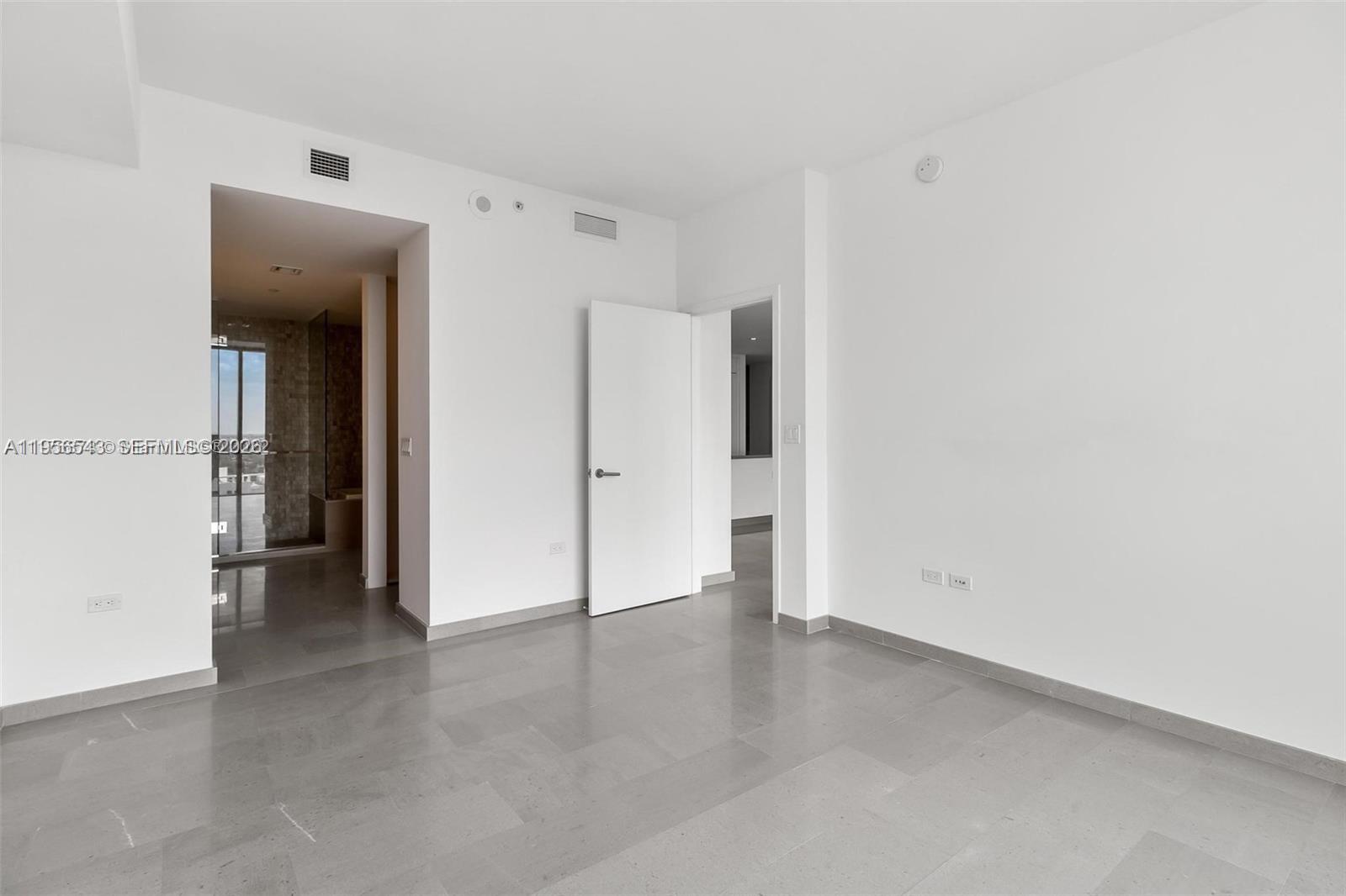 RISE CONDO - Residential