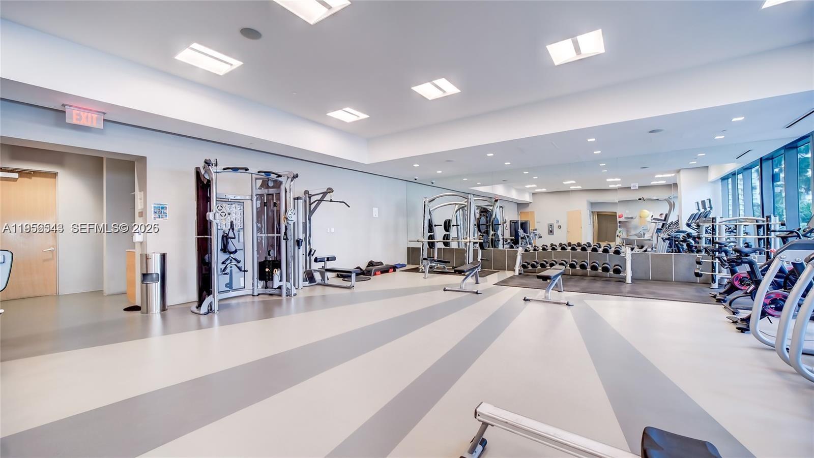 RISE CONDO - Residential