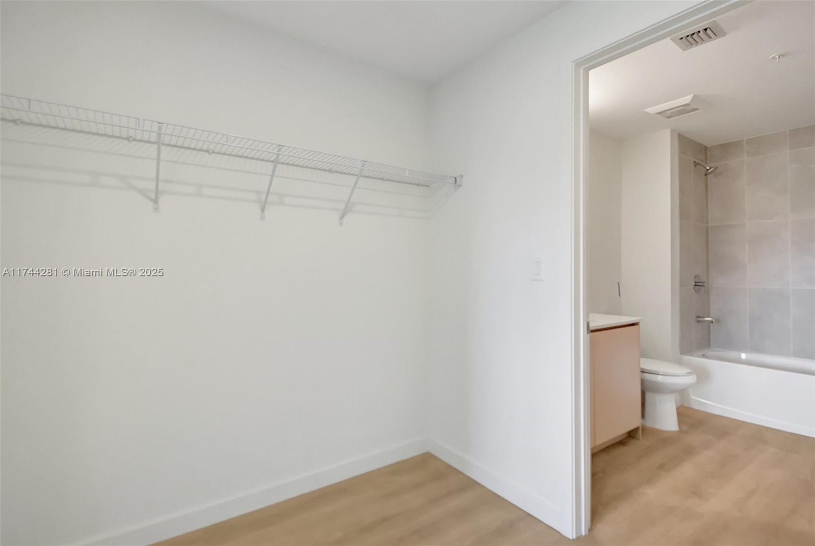 LAKE WORTH HEIGHTS - Residential Lease