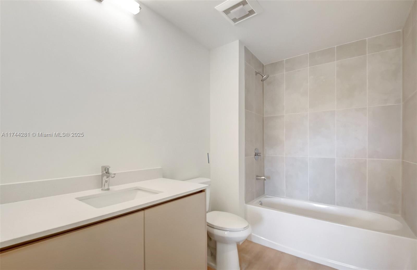 LAKE WORTH HEIGHTS - Residential Lease