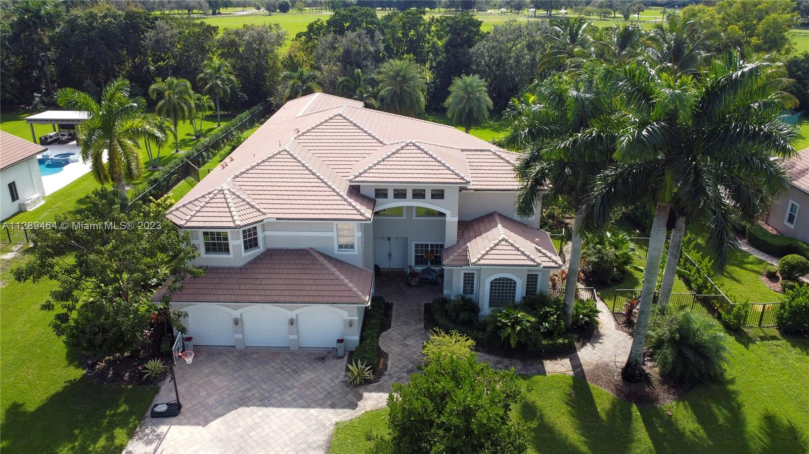 LONG LAKE RANCHES PLAT 3 - Residential