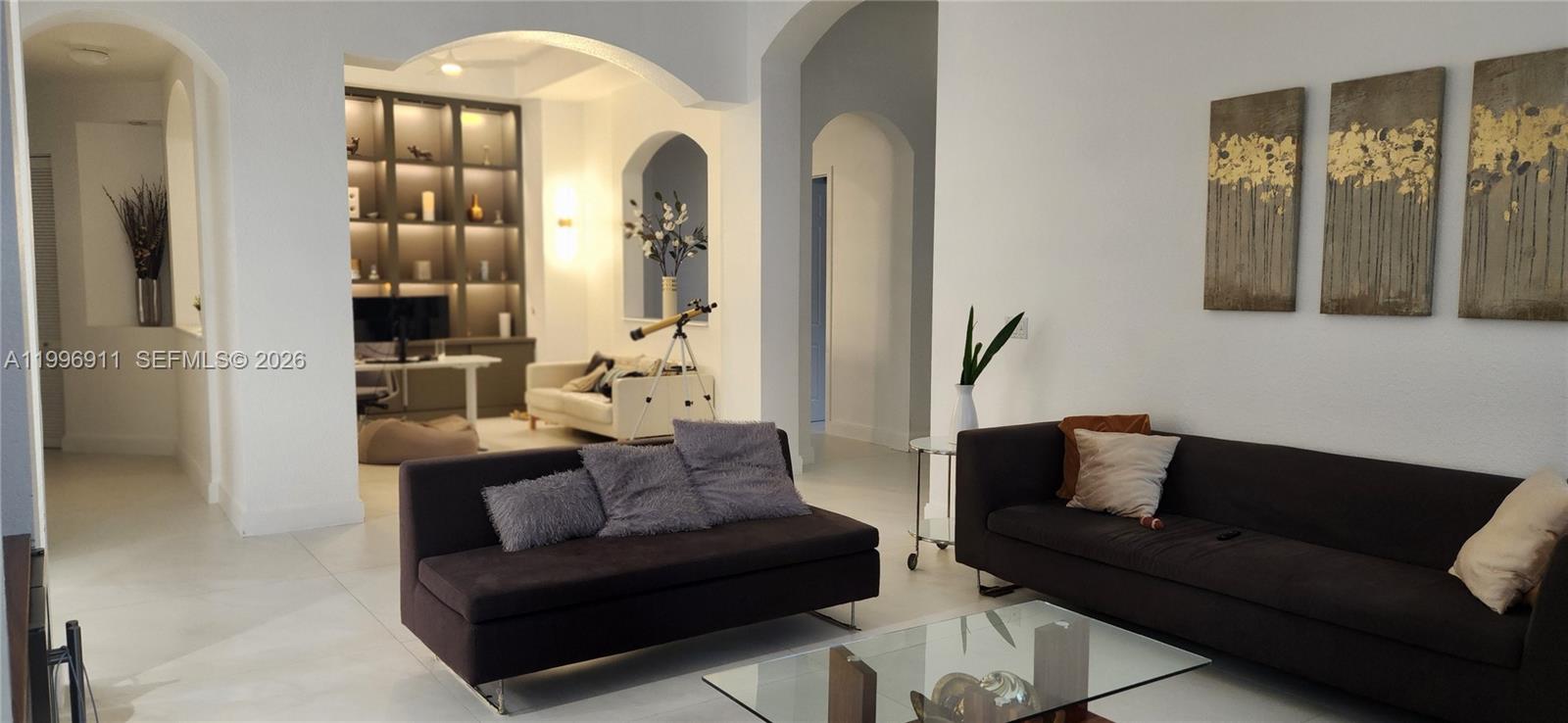 ISLES AT WESTON - Residential Lease